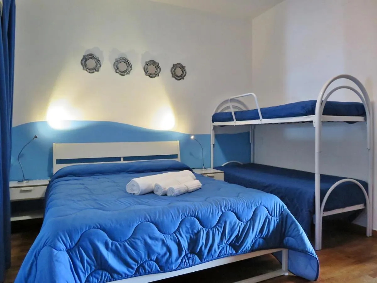 La Feluca Rooms & Breakfast Mesina 0*,  Italia